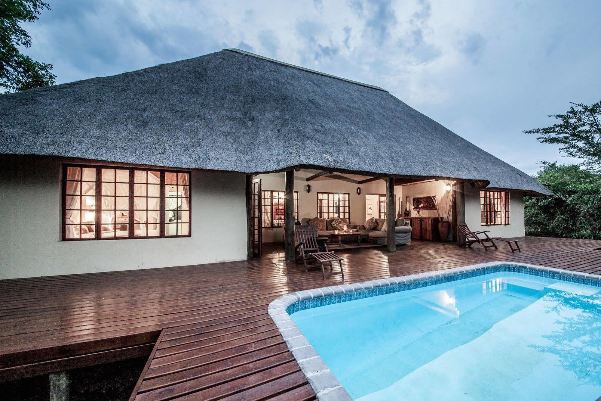 Rhino River Lodge Manyoni Private Game Reserve Exterior foto
